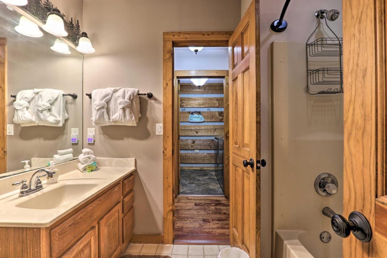 Pigeon Forge Cabin With Hot Tub, 12 Mi To Dollywood! Εξωτερικό φωτογραφία