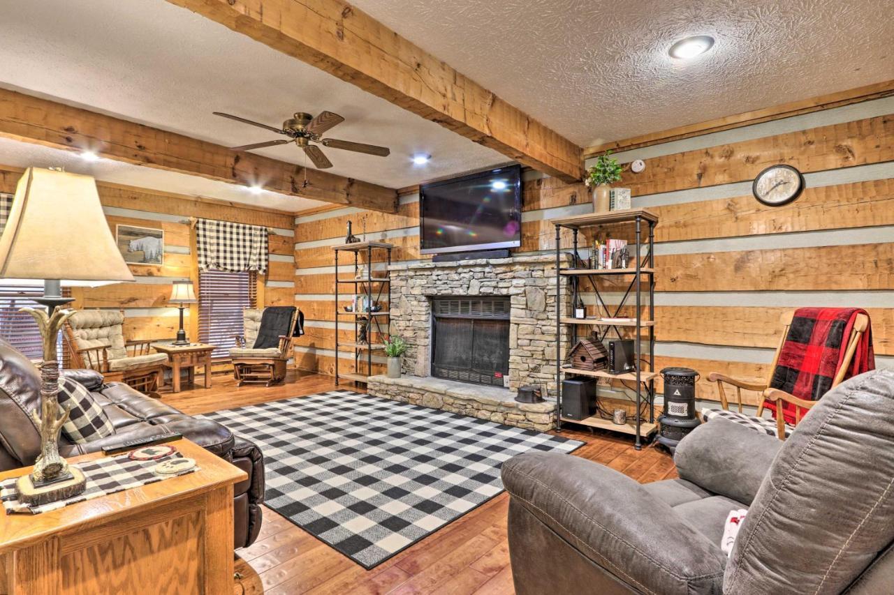 Pigeon Forge Cabin With Hot Tub, 12 Mi To Dollywood! Εξωτερικό φωτογραφία